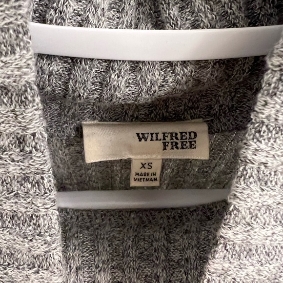 Aritzia knit dress - Picture 6 of 6